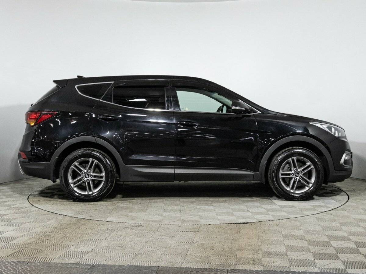 Купить Hyundai Santa Fe, 2018, 66 911 км, фото №4