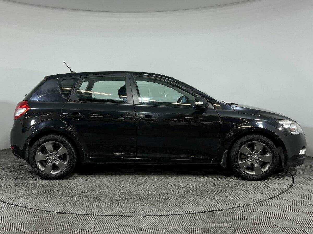 Купить Kia Ceed, 2012, 228 400 км, фото №4