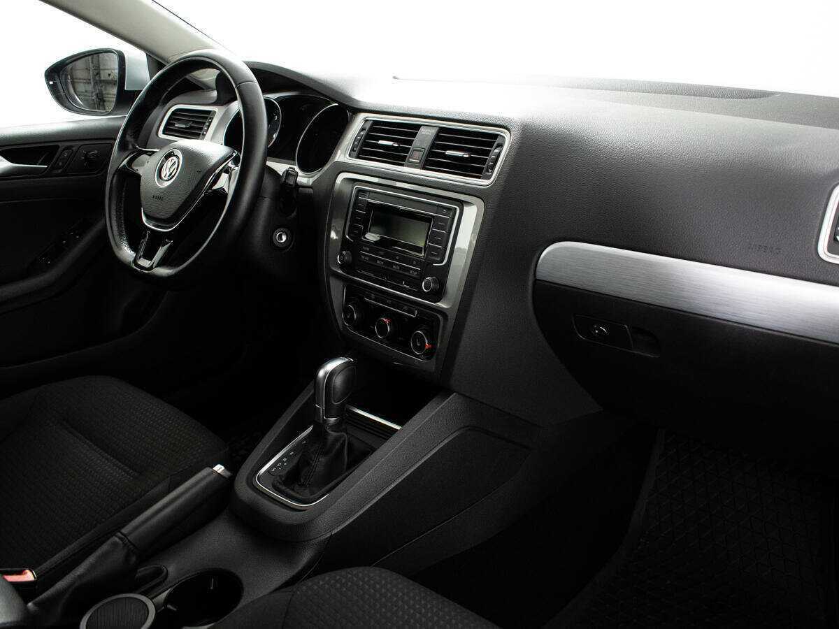 Купить Volkswagen Jetta, 2018, 71 000 км, фото №9
