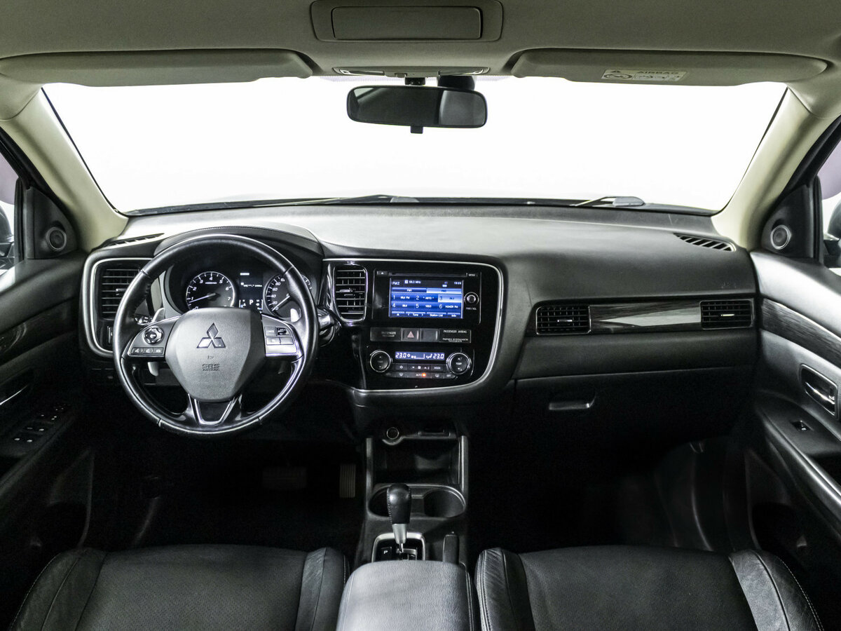 Купить Mitsubishi Outlander III Рестайлинг 2, 2015, 265 077 км, фото №12