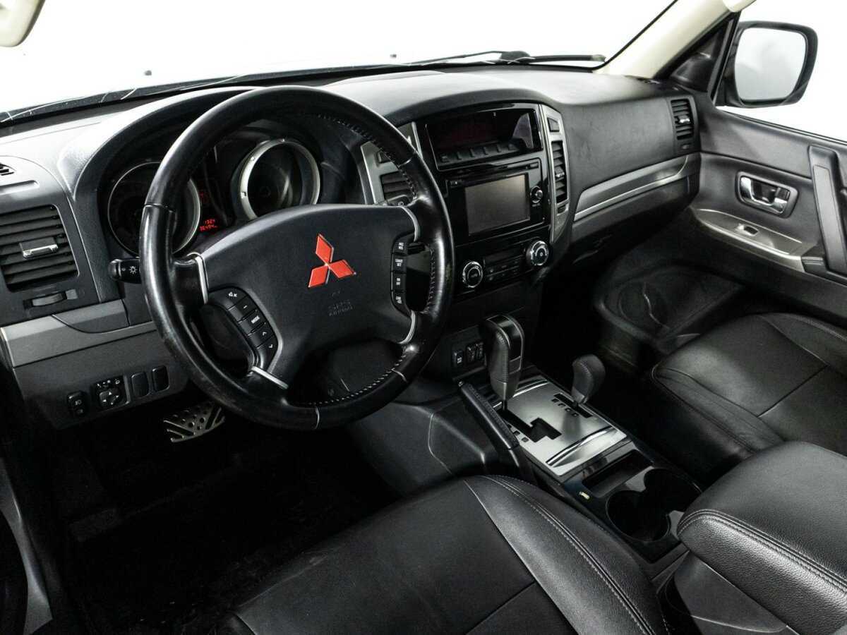 Купить Mitsubishi Pajero, 2015, 136 492 км, фото №9