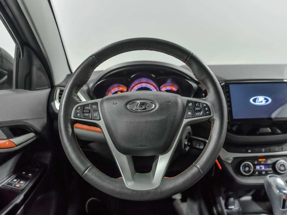 Купить Lada (ВАЗ) Vesta SW Cross, 2020, 37 532 км, фото №8