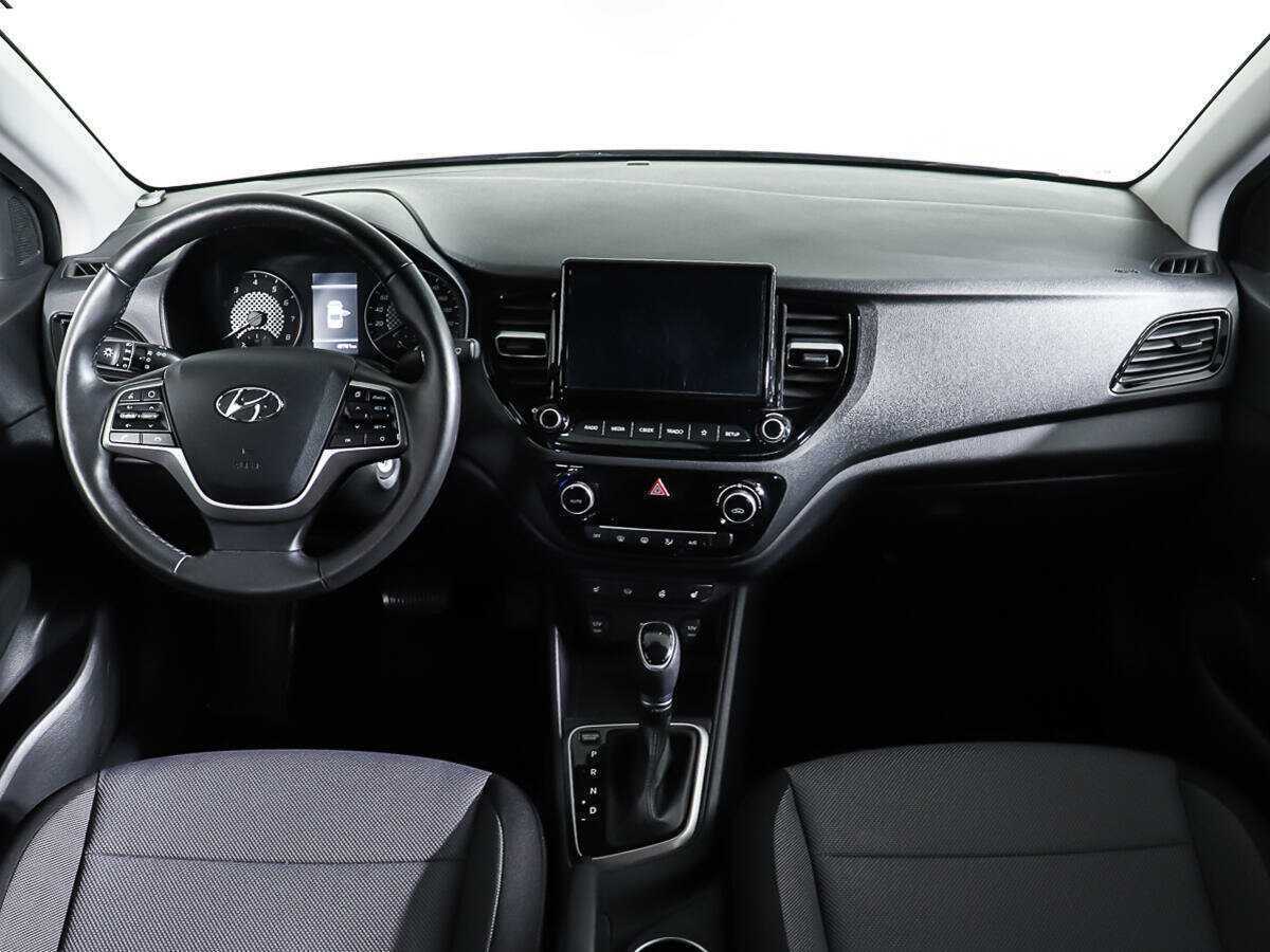 Купить Hyundai Solaris, 2022, 45 761 км, фото №13