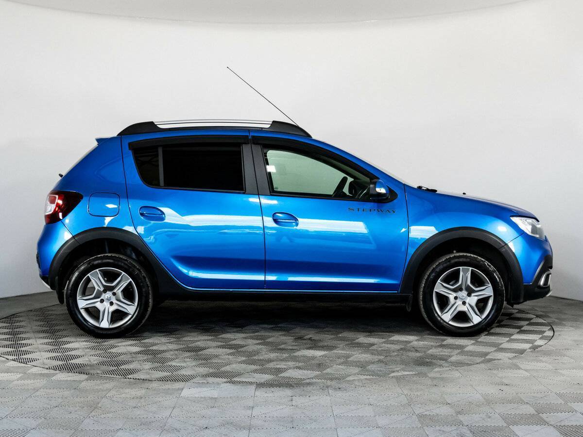 Купить Renault Sandero Stepway, 2022, 65 674 км, фото №4