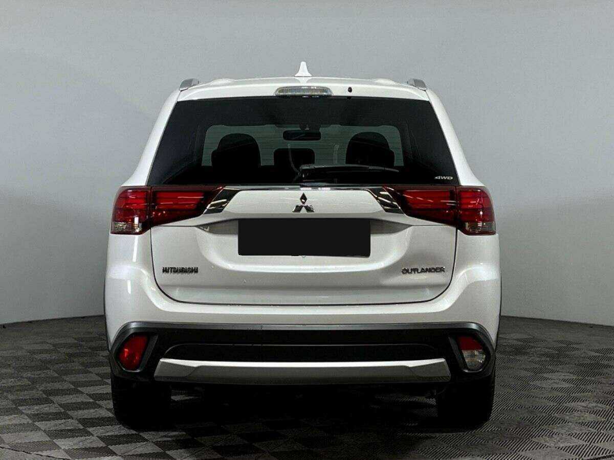 Купить Mitsubishi Outlander, 2018, 107 583 км, фото №6