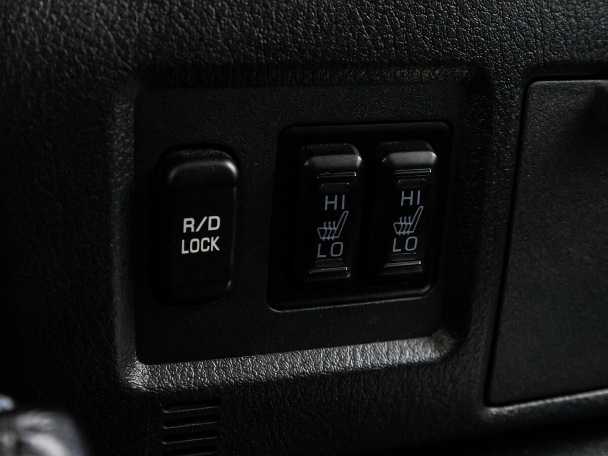 Купить Mitsubishi Pajero IV Рестайлинг 2, 2014, 165 518 км, фото №13