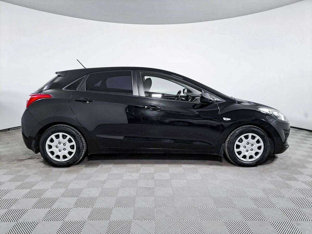 Купить Hyundai i30, 2012, 114 000 км, фото №4