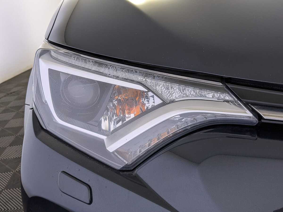 Купить Toyota RAV4, 2017, 160 396 км, фото №10