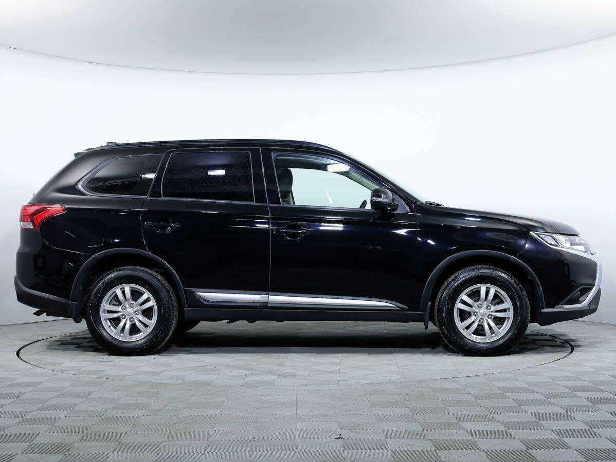 Купить Mitsubishi Outlander, 2021, 55 250 км, фото №3