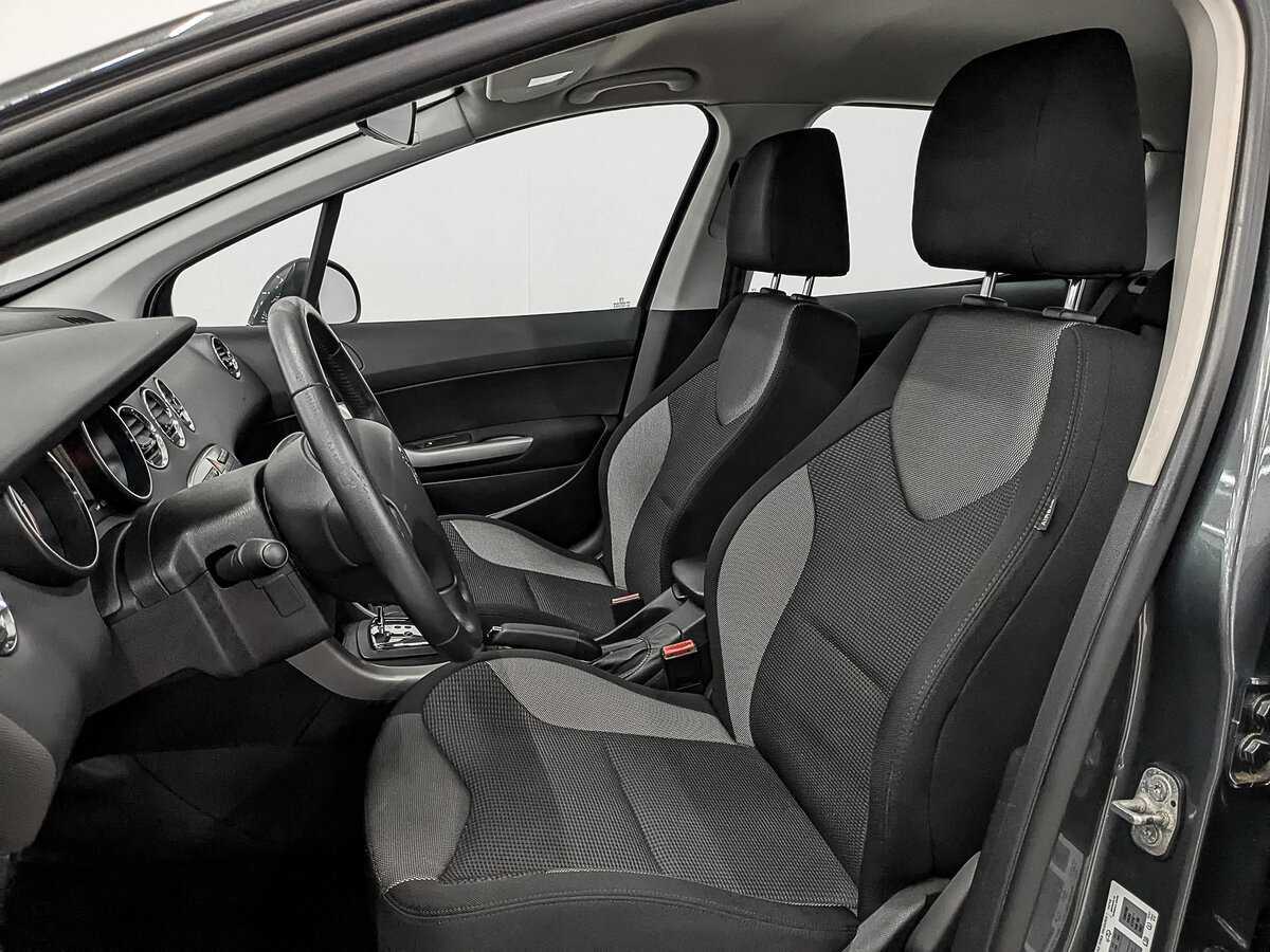 Купить Peugeot 308, 2012, 43 468 км, фото №18