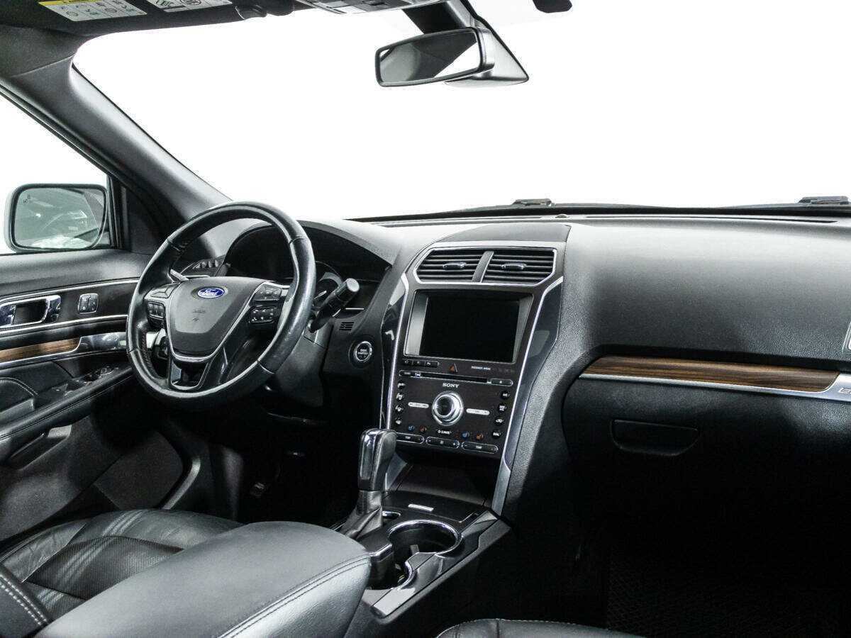 Купить Ford Explorer, 2017, 209 239 км, фото №9