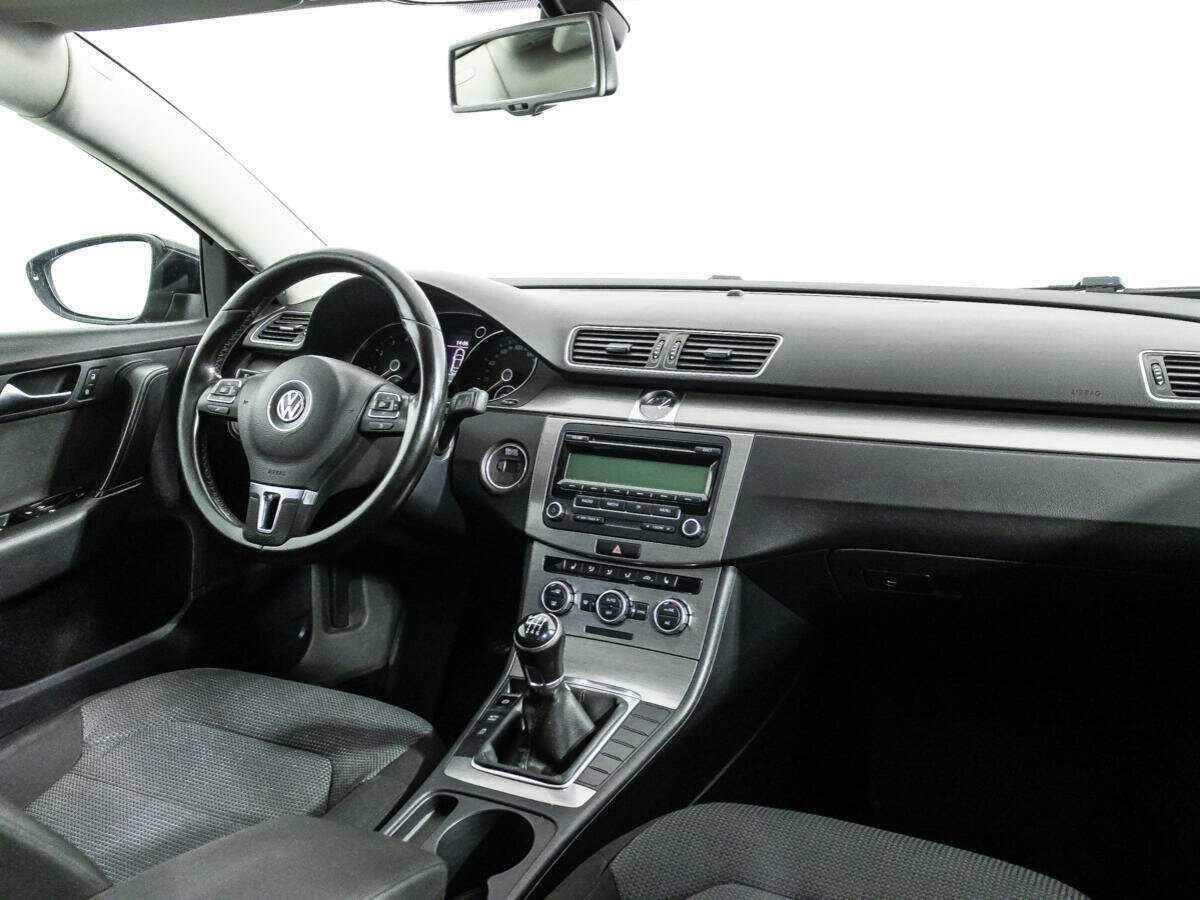 Купить Volkswagen Passat, 2013, 230 742 км, фото №9
