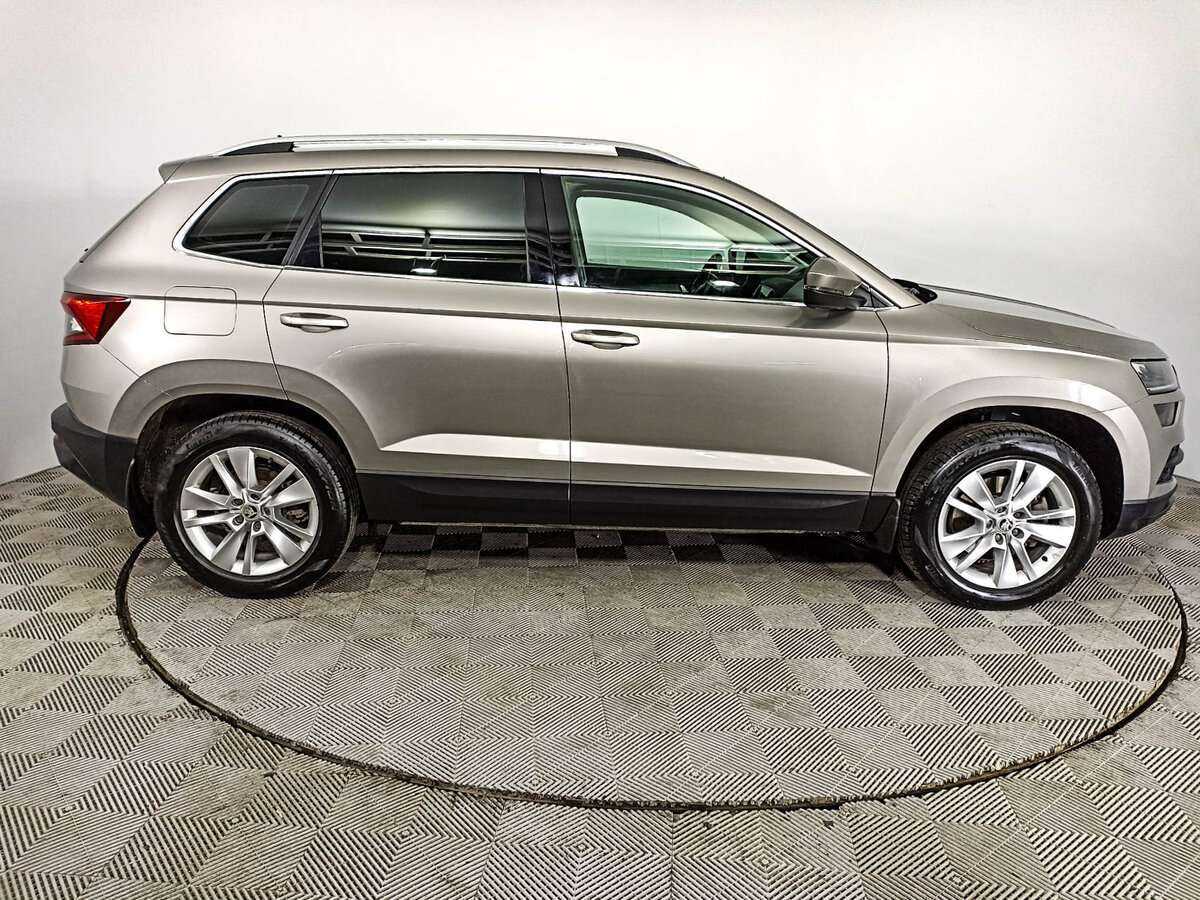 Купить Skoda Karoq DSG7, 2021, 67 899 км, фото №4