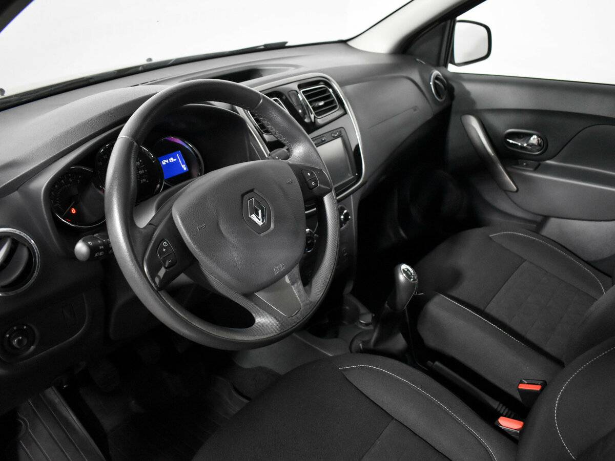 Купить Renault Sandero Stepway II, 2017, 126 290 км, фото №9
