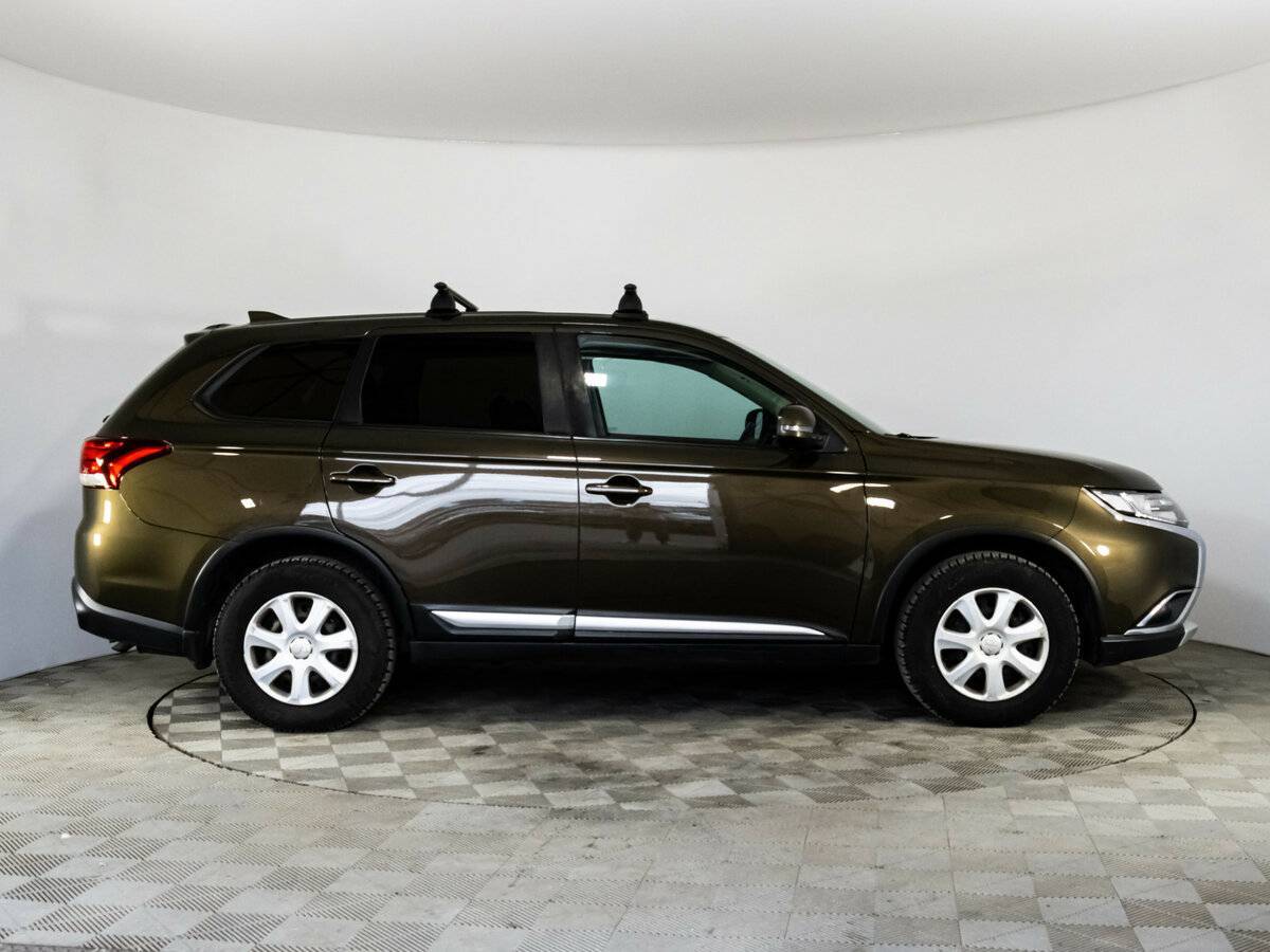 Купить Mitsubishi Outlander, 2018, 235 934 км, фото №4