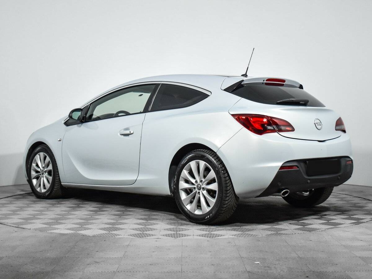 Купить Opel Astra GTC, 2012, 200 110 км, фото №7