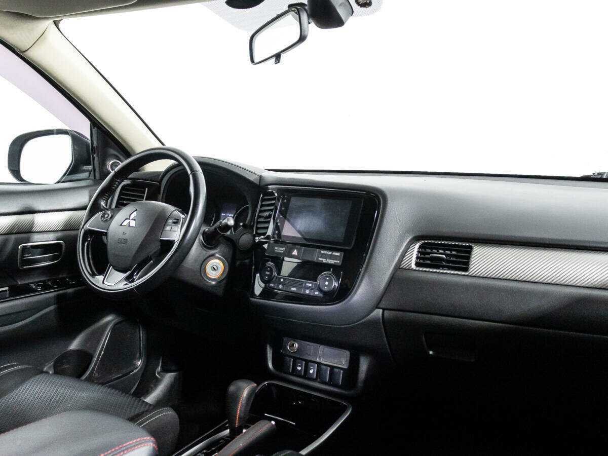 Купить Mitsubishi Outlander, 2017, 171 384 км, фото №9