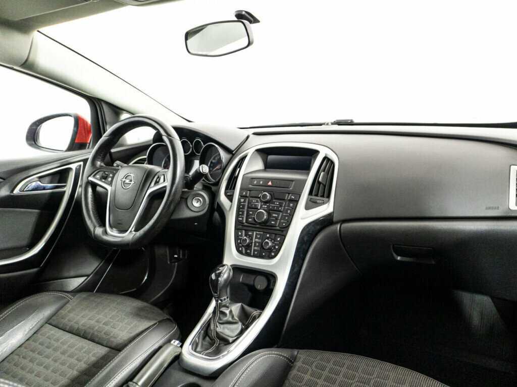 Купить Opel Astra GTC, 2012, 96 062 км, фото №9