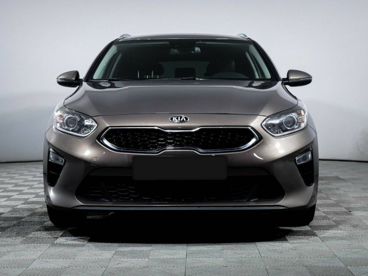Купить Kia Ceed III, 2020, 68 800 км, фото №2