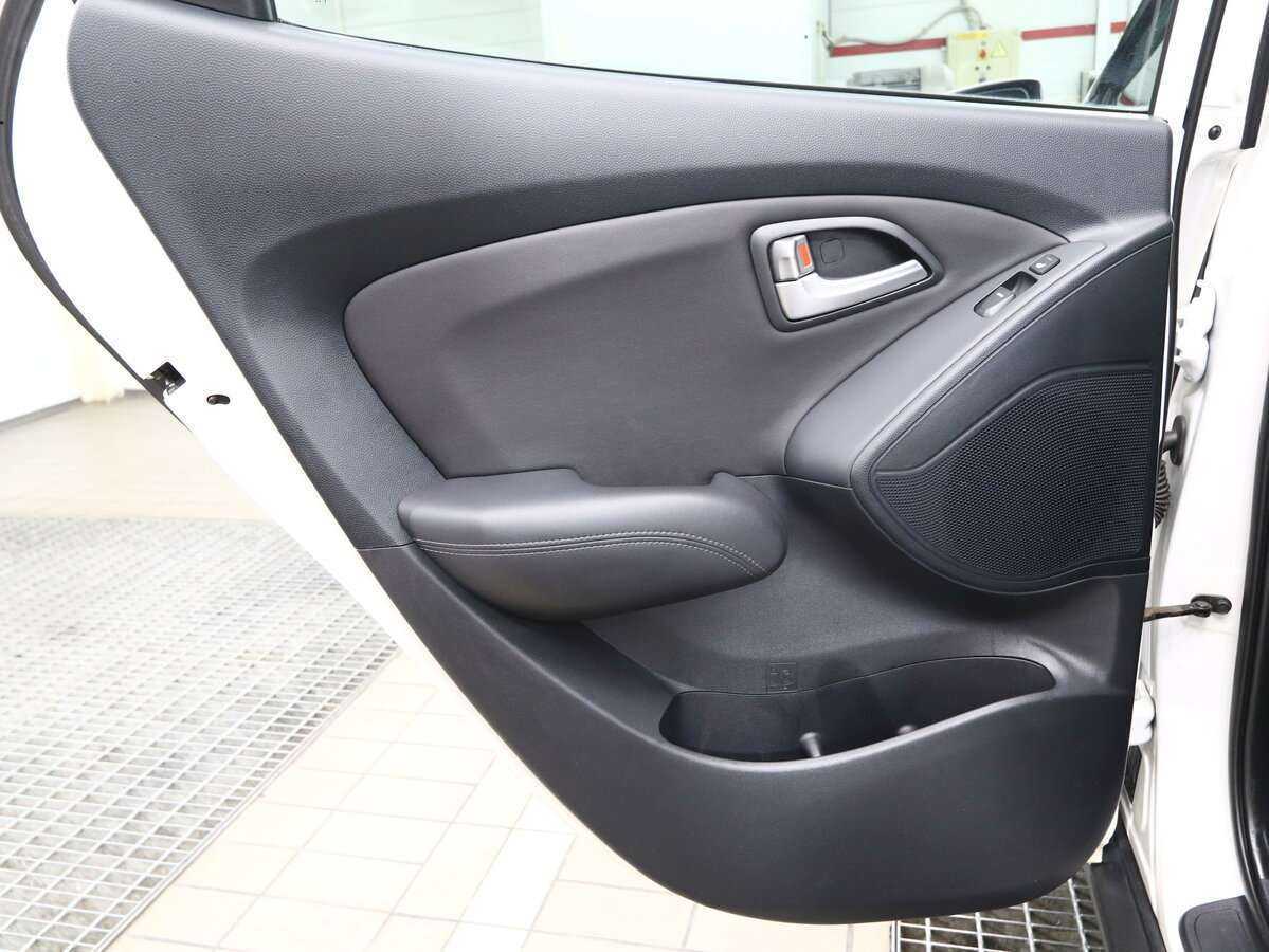 Купить Hyundai ix35, 2012, 159 000 км, фото №11