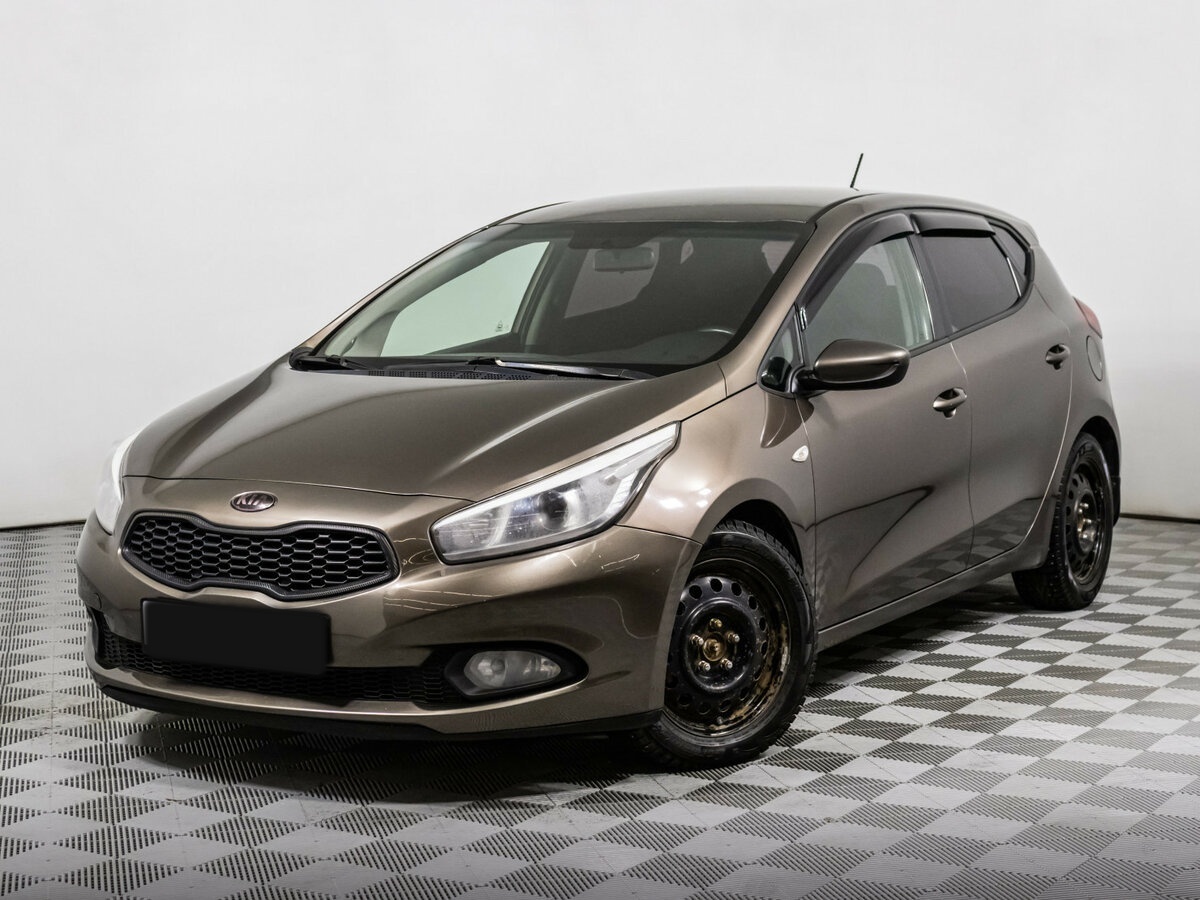 Купить Kia Ceed II, 2012, 214 000 км, фото №1