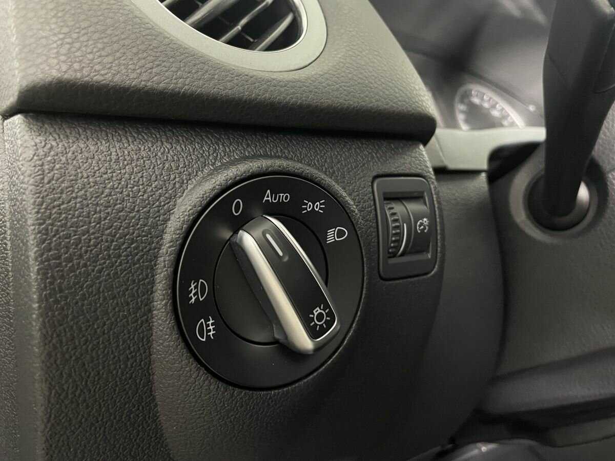 Купить Volkswagen Tiguan, 2012, 90 198 км, фото №9