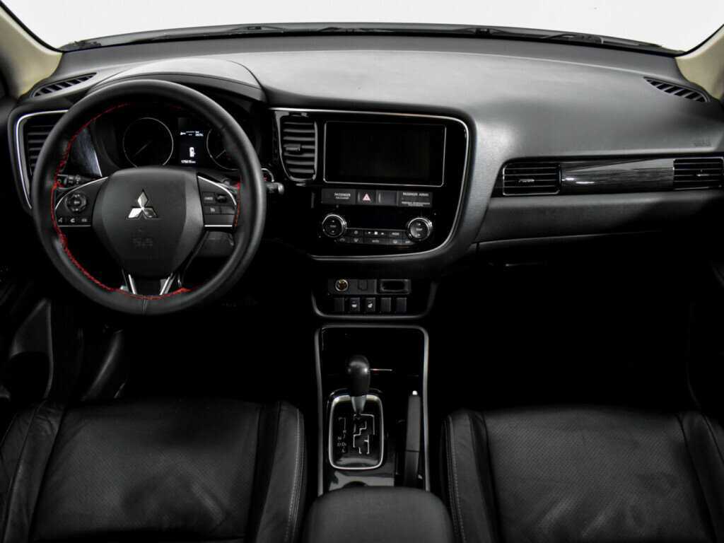 Купить Mitsubishi Outlander, 2017, 175 613 км, фото №14