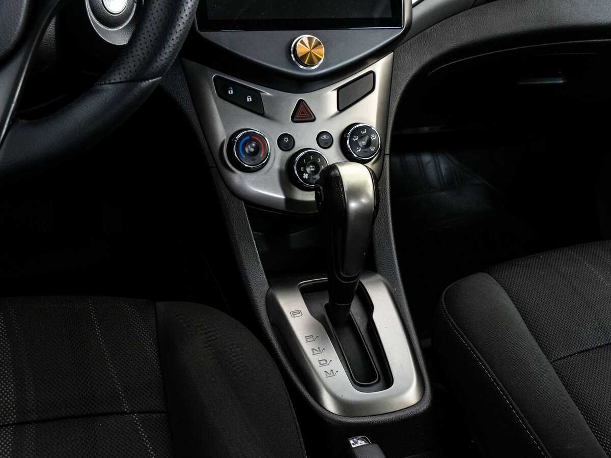 Купить Chevrolet Aveo, 2013, 246 800 км, фото №15