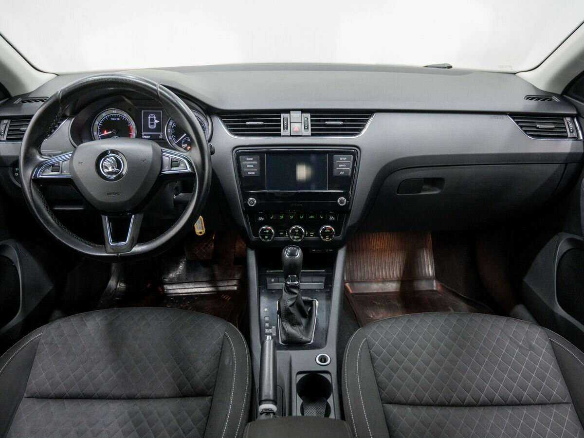 Купить Skoda Octavia, 2017, 175 299 км, фото №7