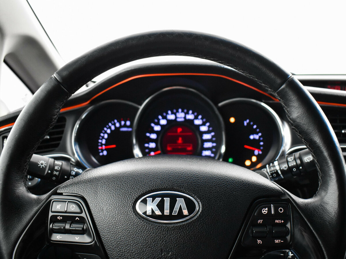 Купить Kia Ceed II Рестайлинг, 2016, 155 329 км, фото №14