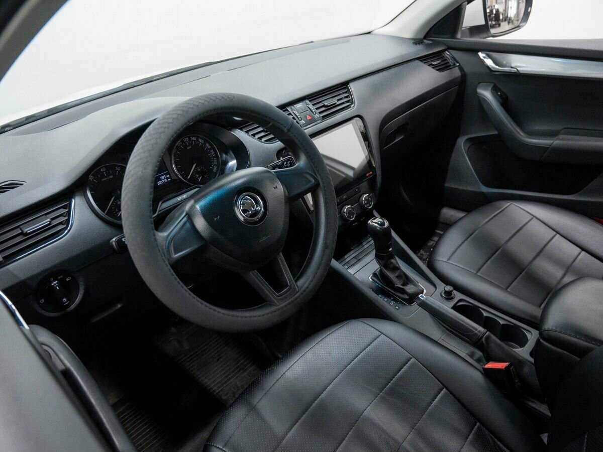 Купить Skoda Octavia, 2017, 200 790 км, фото №13