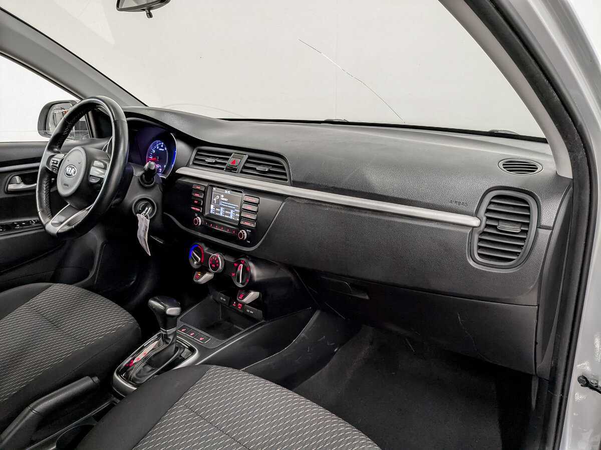 Купить Kia Rio X-Line, 2020, 172 195 км, фото №11