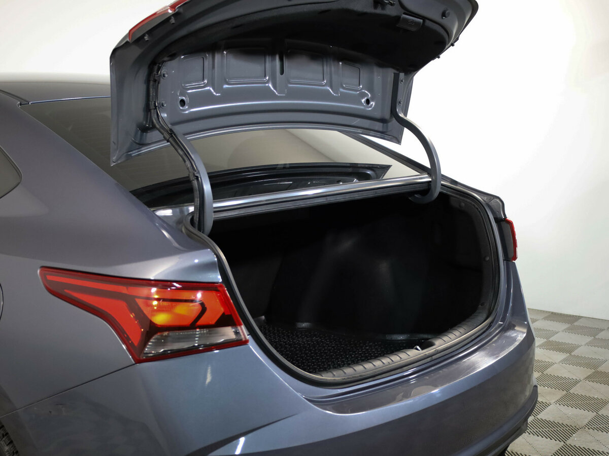 Купить Hyundai Solaris II Рестайлинг, 2021, 39 807 км, фото №18