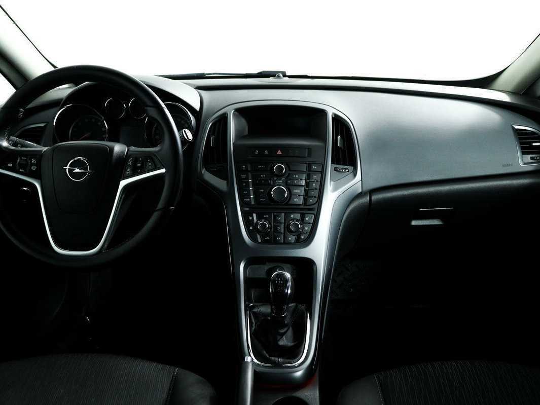Купить Opel Astra GTC, 2012, 109 000 км, фото №11