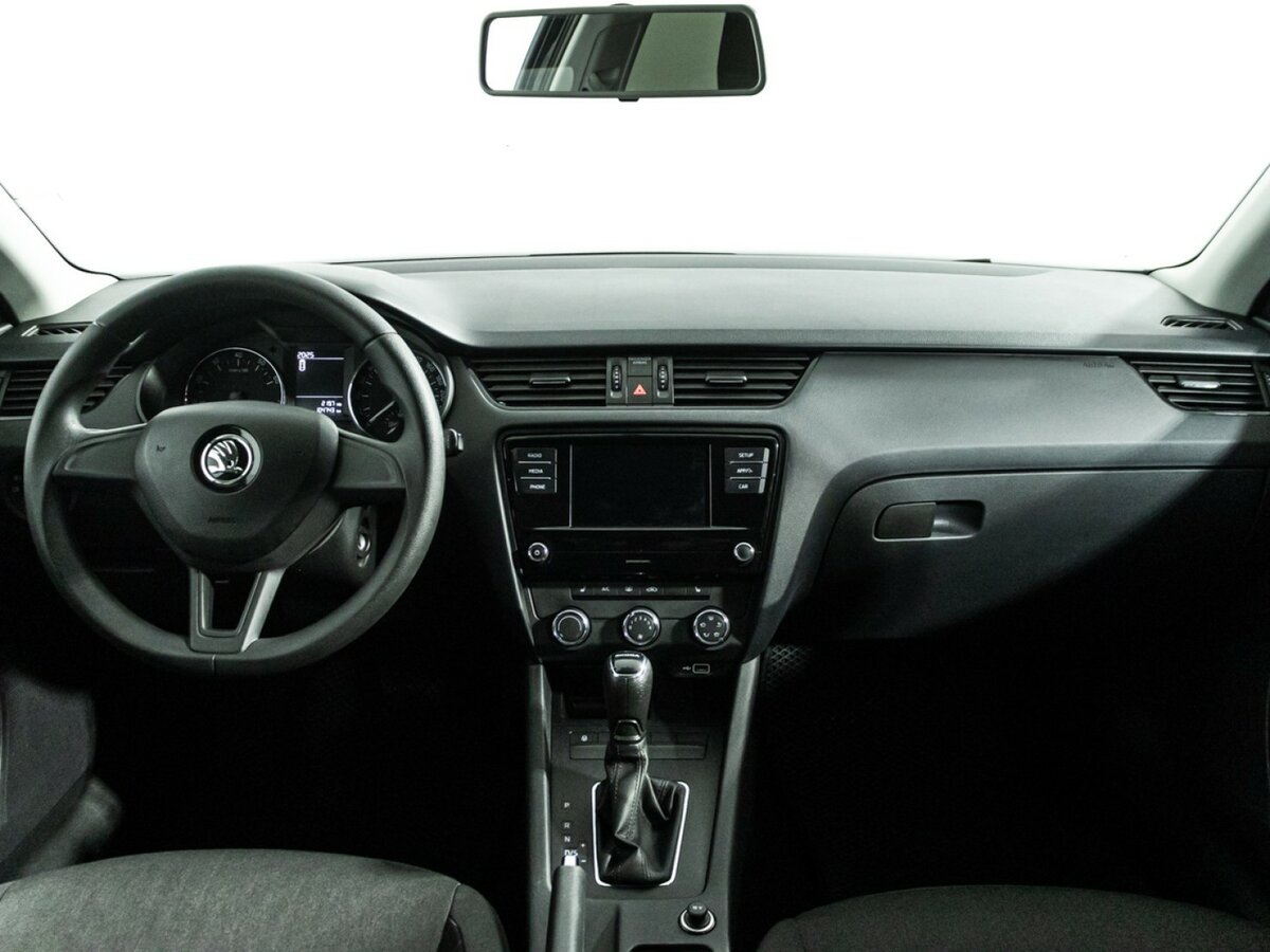 Купить Skoda Octavia III (A7) Рестайлинг, 2018, 104 000 км, фото №12