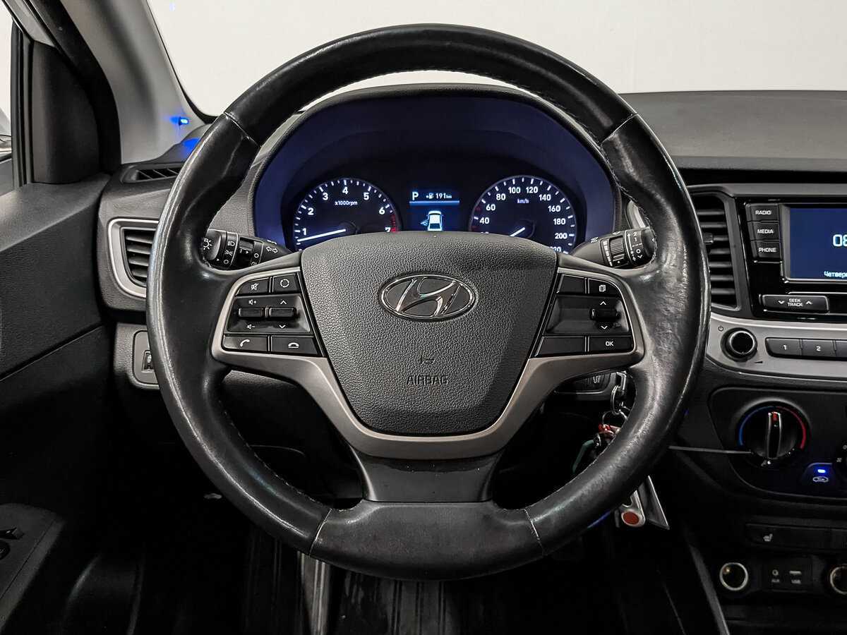 Купить Hyundai Solaris, 2017, 86 342 км, фото №21