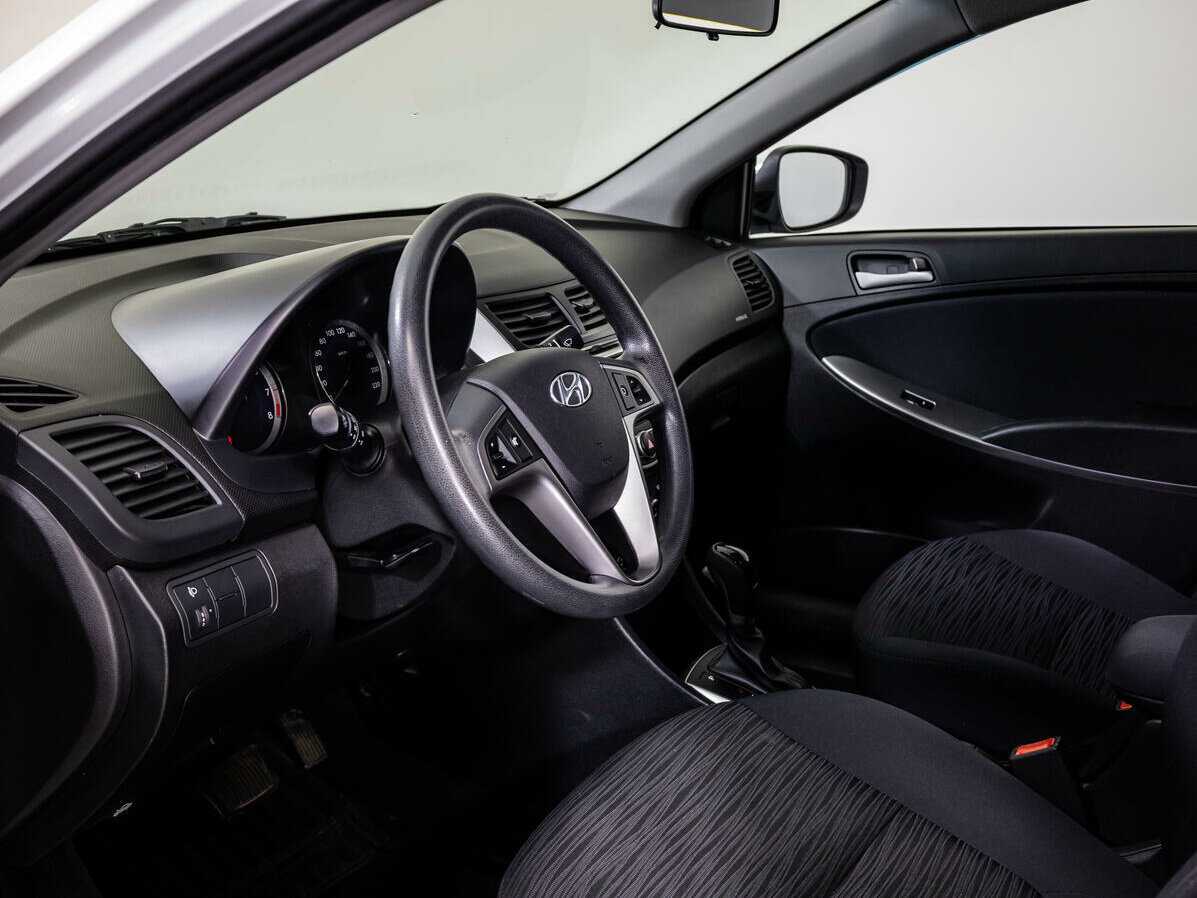 Купить Hyundai Solaris, 2016, 70 000 км, фото №11