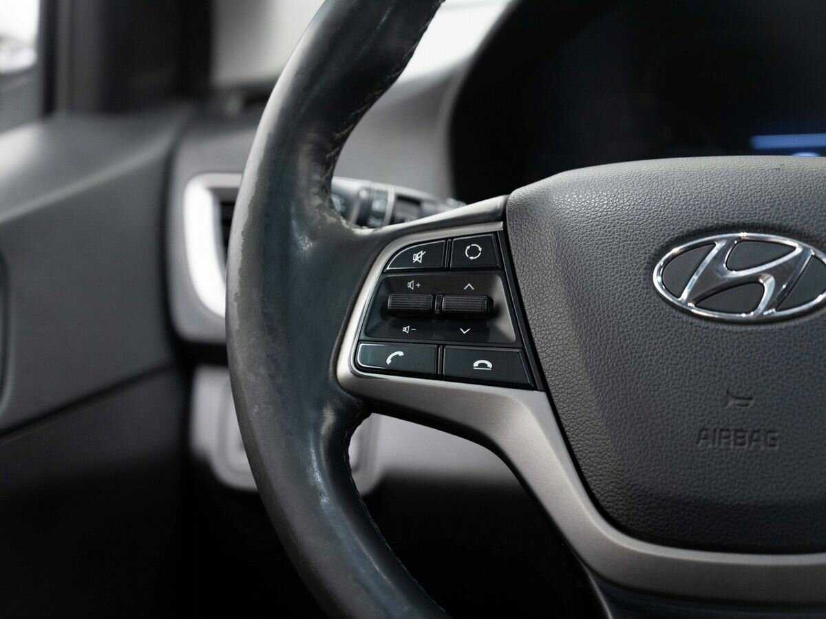 Купить Hyundai Solaris, 2018, 160 294 км, фото №17