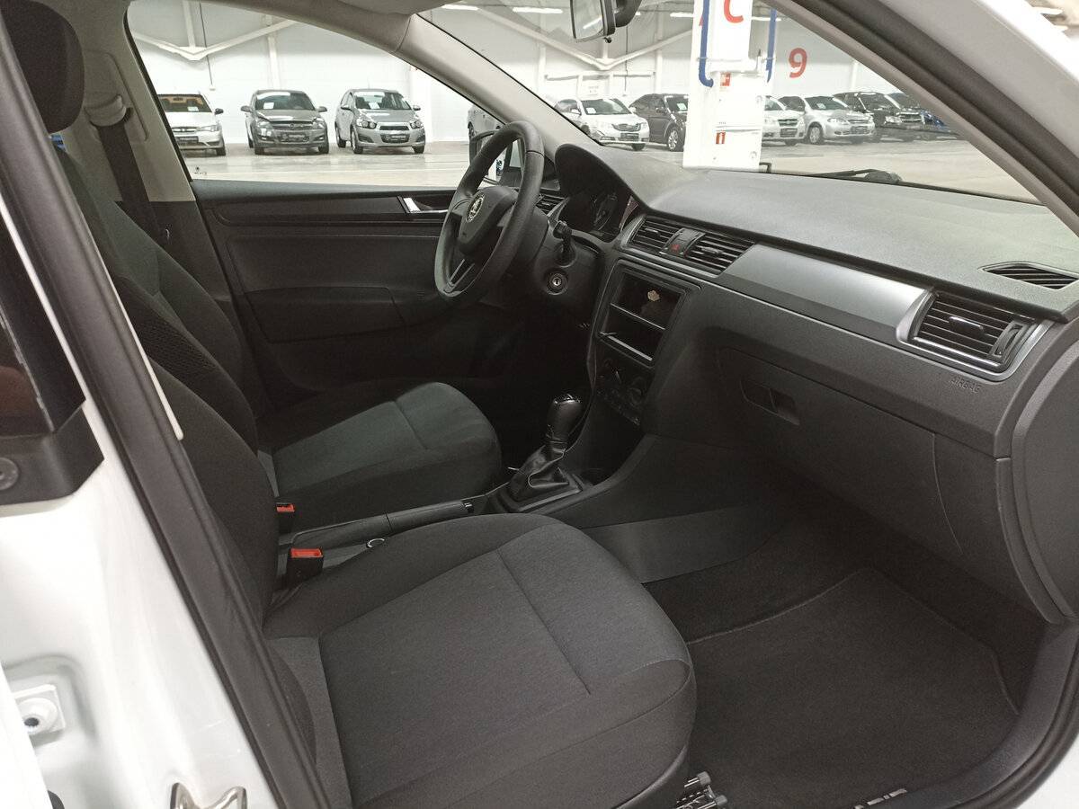 Купить Skoda Rapid, 2018, 71 741 км, фото №11