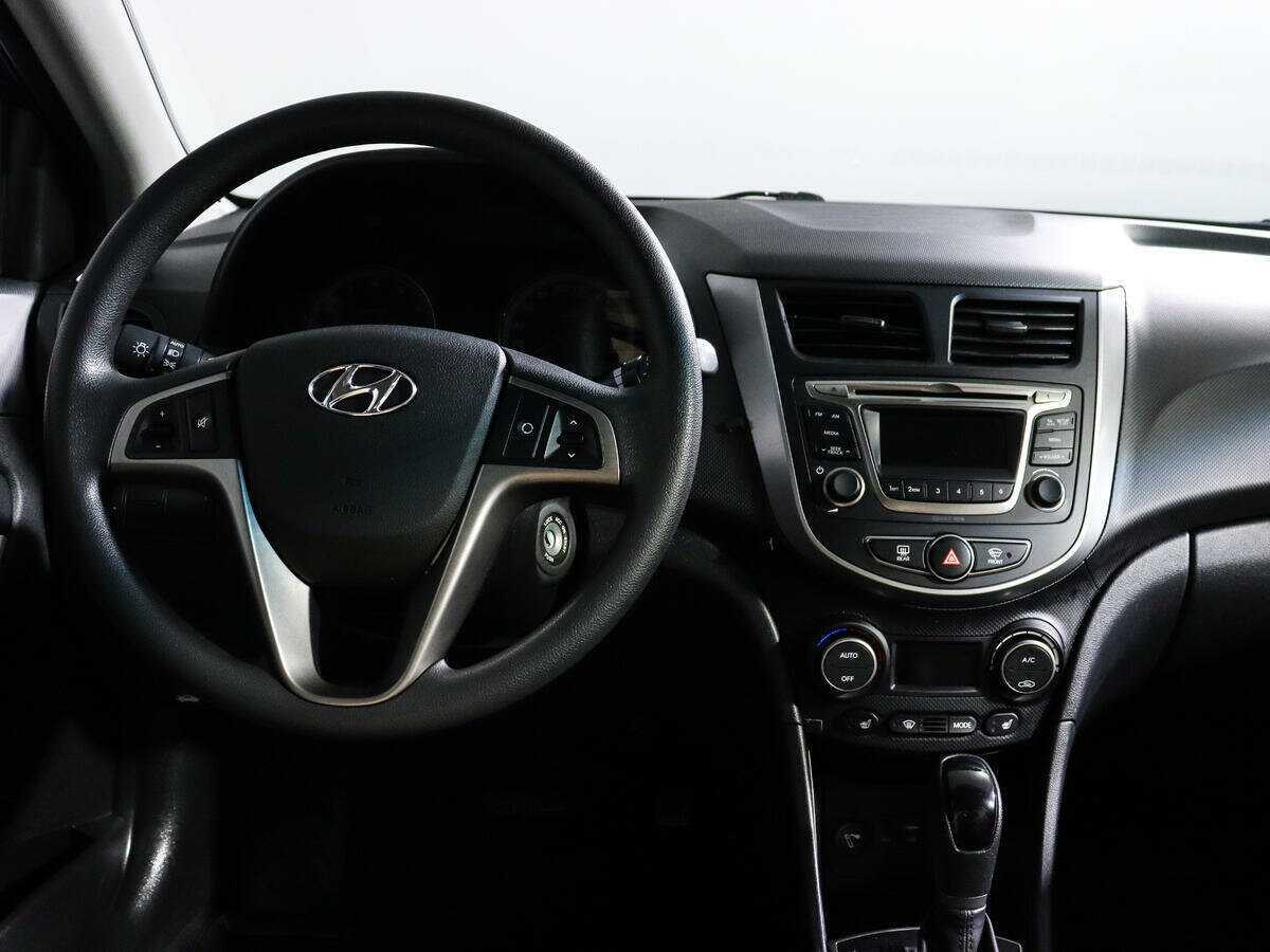 Купить Hyundai Solaris, 2016, 62 500 км, фото №10