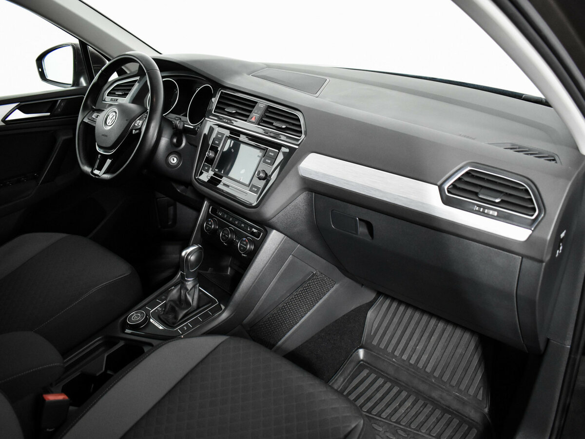 Купить Volkswagen Tiguan II, 2018, 78 600 км, фото №13