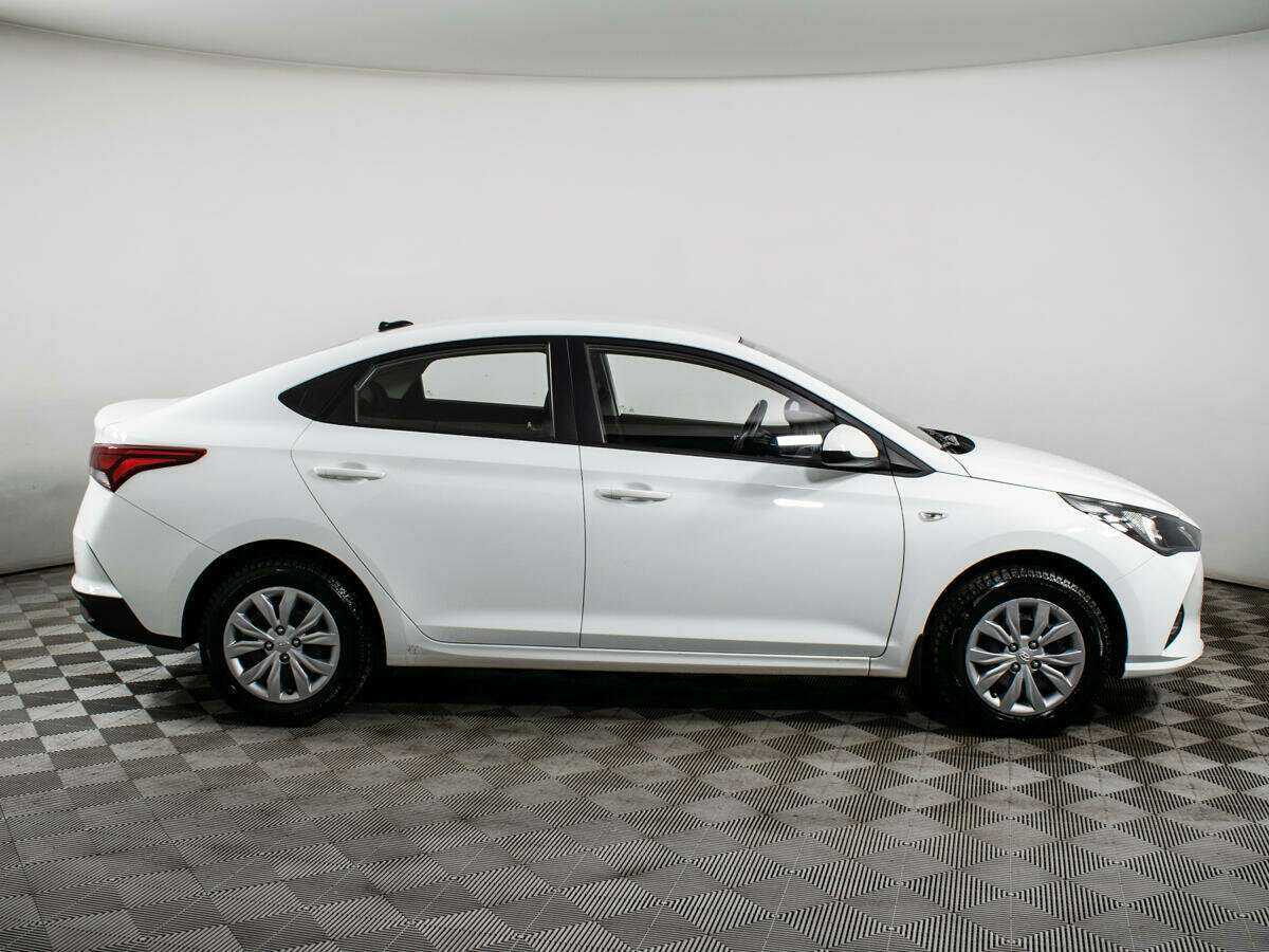 Купить Hyundai Solaris, 2020, 46 314 км, фото №4