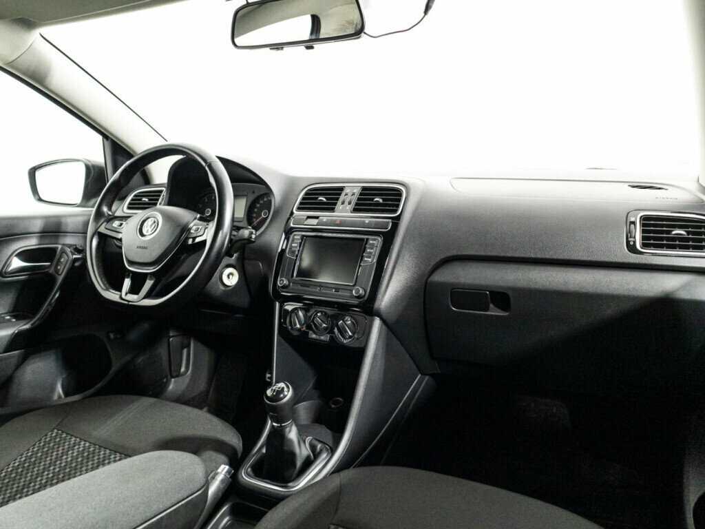 Купить Volkswagen Polo, 2015, 166 336 км, фото №9