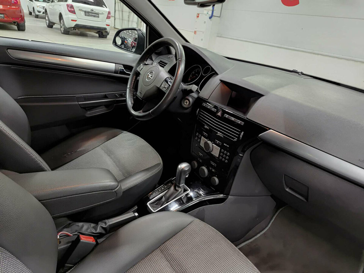 Купить Opel Astra H Рестайлинг, 2012, 176 000 км, фото №10
