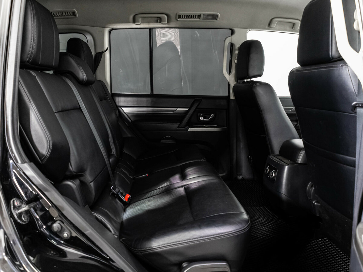 Купить Mitsubishi Pajero IV Рестайлинг 2, 2014, 165 518 км, фото №16