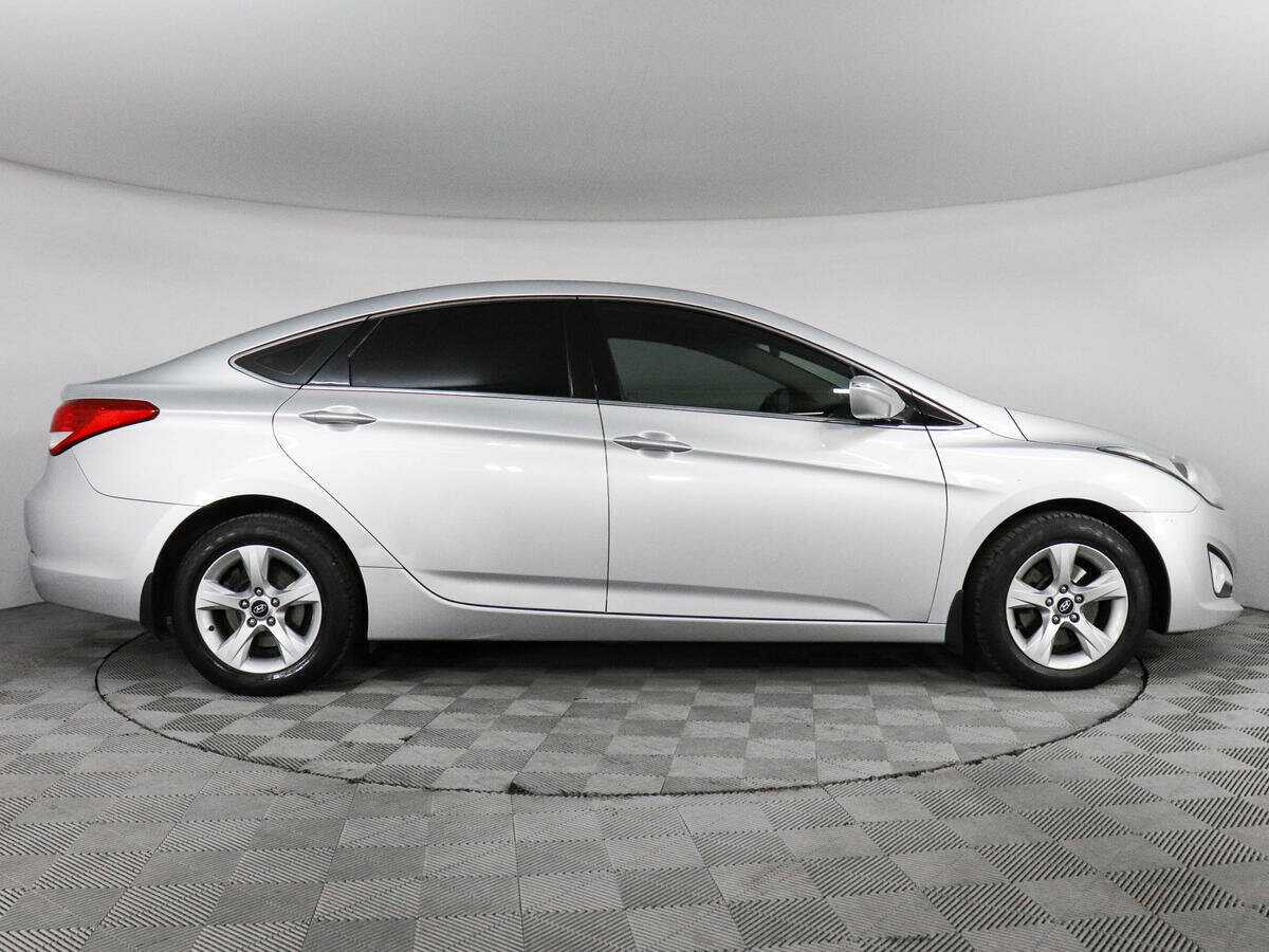 Купить Hyundai i40, 2013, 245 706 км, фото №4