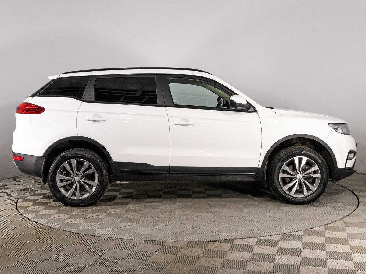 Купить Geely Atlas, 2021, 62 999 км, фото №4