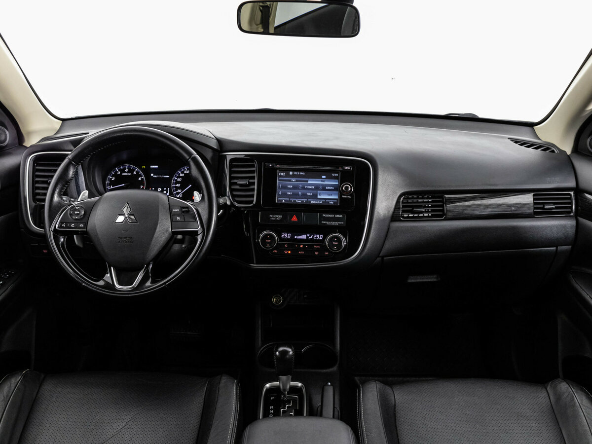 Купить Mitsubishi Outlander III Рестайлинг 2, 2016, 200 293 км, фото №8