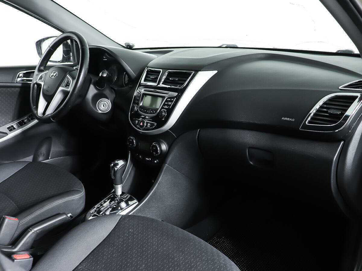 Купить Hyundai Solaris, 2012, 178 384 км, фото №8