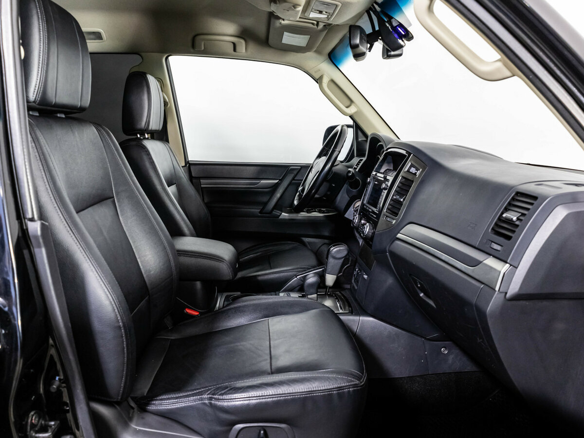 Купить Mitsubishi Pajero IV Рестайлинг 2, 2014, 165 518 км, фото №15